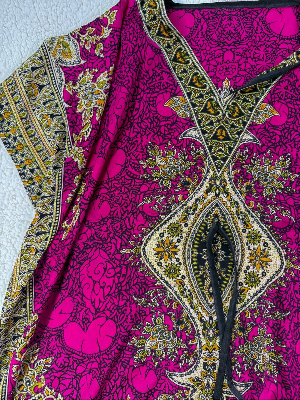 Boho Pink Paisley Tunic Top Flowy Kaftan Style V-Neck Lightweight